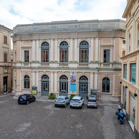 O01 - Osimo, Trilocale Ristrutturato In Centro Storico Apartment *